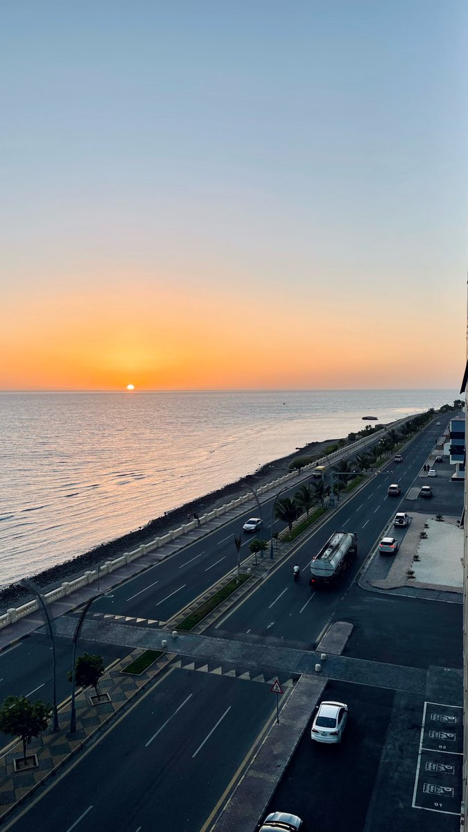 _a11f1's tweet photo. The sun will rise , and we will try again

⛅️🪞🌊☀️ https://t.co/Ve4OrkPztS