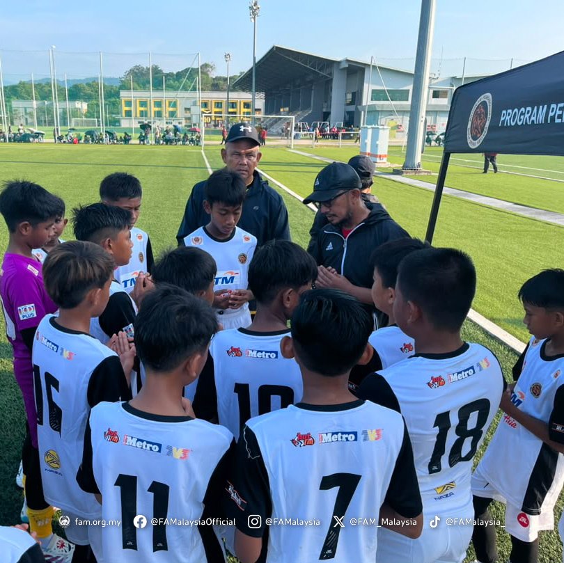 FAM_Malaysia's tweet photo. Saingan yang berlangsung di Akademi Bola Sepak Negara Mokhtar Dahari (AMD), Gambang, Pahang itu bakal diteruskan dengan aksi Hari Perlawanan 3 &amp; 4 pada Sabtu, 20 Jun &amp; Ahad, 21 Jun 2026.

#FAM #HarimauMalaya #LRK2026 https://t.co/7tA8IZuXif