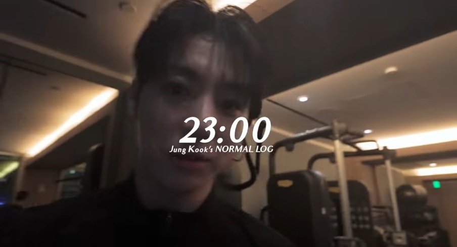 kookyun's tweet photo. Namjoon normal vlog - 11 am
Jungkook normal vlog - 11 pm https://t.co/TUKYMwHVj7