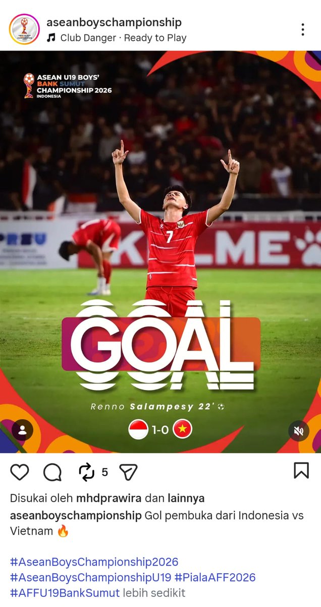 Panggilvee's tweet photo. stadion makin hidup setelah papan skor berubah. Indonesia Vs Vietnam pada gelaran #PialaAFF2026 sekarang jadi ujian mental buat kedua tim, ayo pertahankan keunggulan indonesia https://t.co/MxOn5ztjIX
