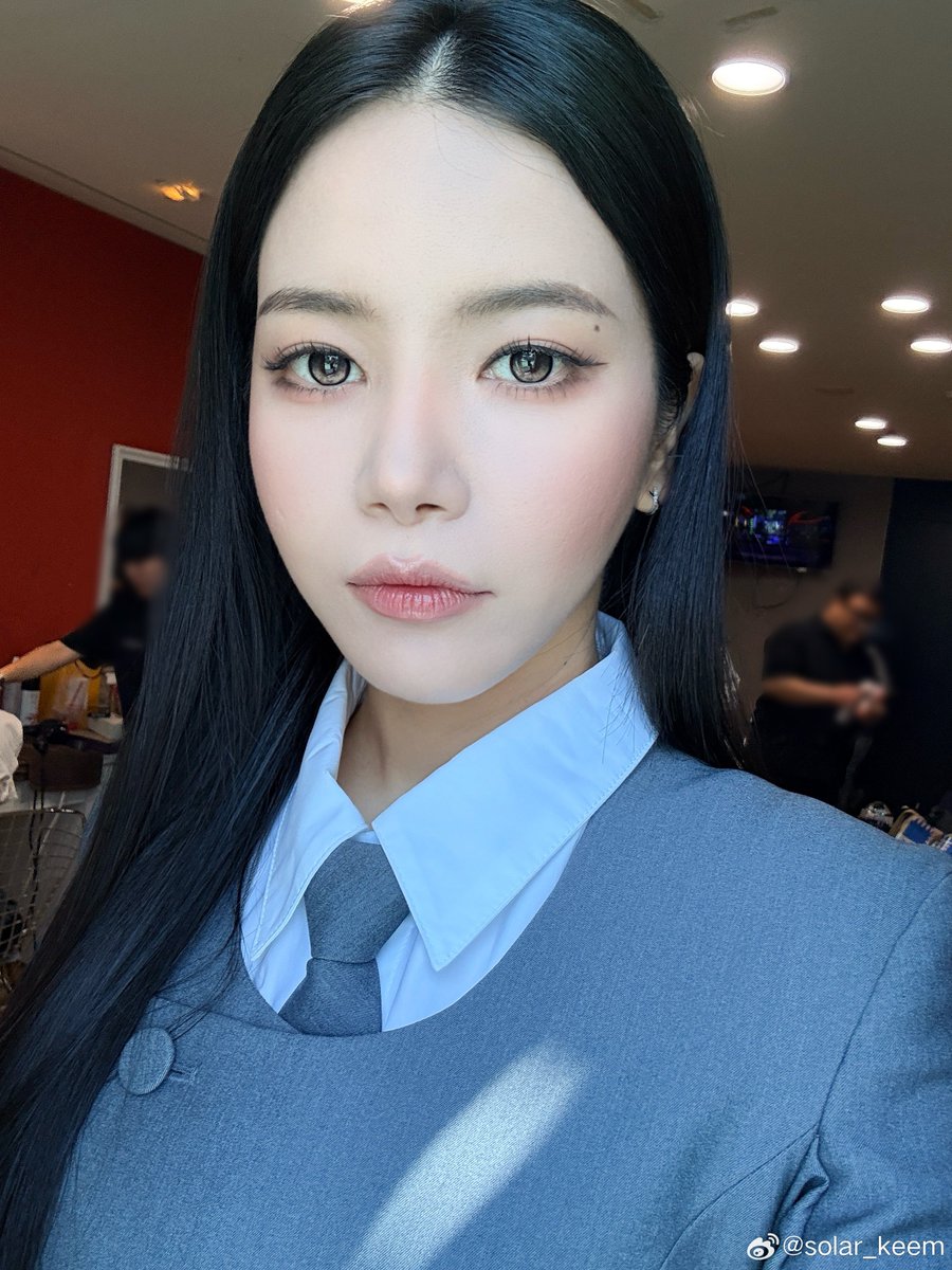 solarkeem_bot2's tweet photo. [📸] 2026.06.07 Weibo 

mamamoo❤️ 

#솔라 #SOLAR
@RBW_MAMAMOO https://t.co/UfJfEygcJk