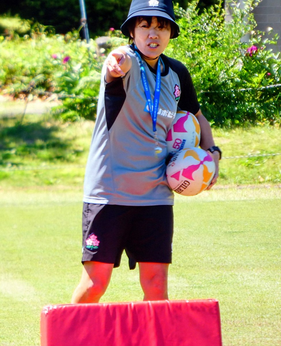 hapo09's tweet photo. 5月9日、熊谷Cグラウンド。女子SDS合宿。#兼松由香 ヘッドコーチ。 https://t.co/NxTIajdvkv