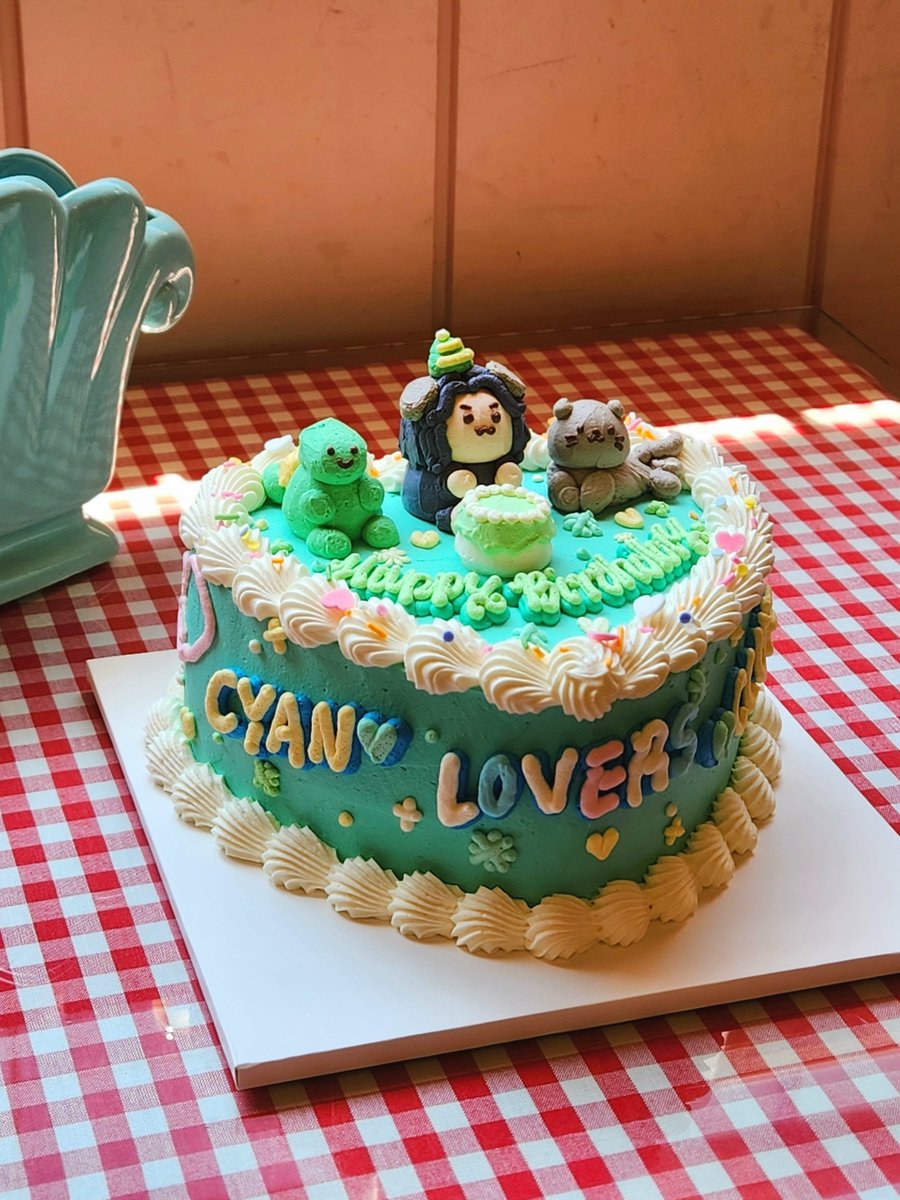 cyanlove9610's tweet photo. ｡ﾟﾟ･｡･ﾟﾟ｡
ﾟ。꒰ ₊˚✧ྀི꒰ঌ 𝙲𝚈𝙰𝙽 𝙻𝙾𝚅𝙴𝚁𝚂 𝙲𝙻𝚄𝙱 ໒꒱ྀི₊˚✧ ꒱
    ﾟ･｡･ﾟ・・・・・・ ୨♡୧ ・・・・・・

ෆ생일 케이크를 공개합니다ෆ

#CYAN_LOVERS_CLUB
#CYANLOVE2026 https://t.co/vNOSz7VHQy