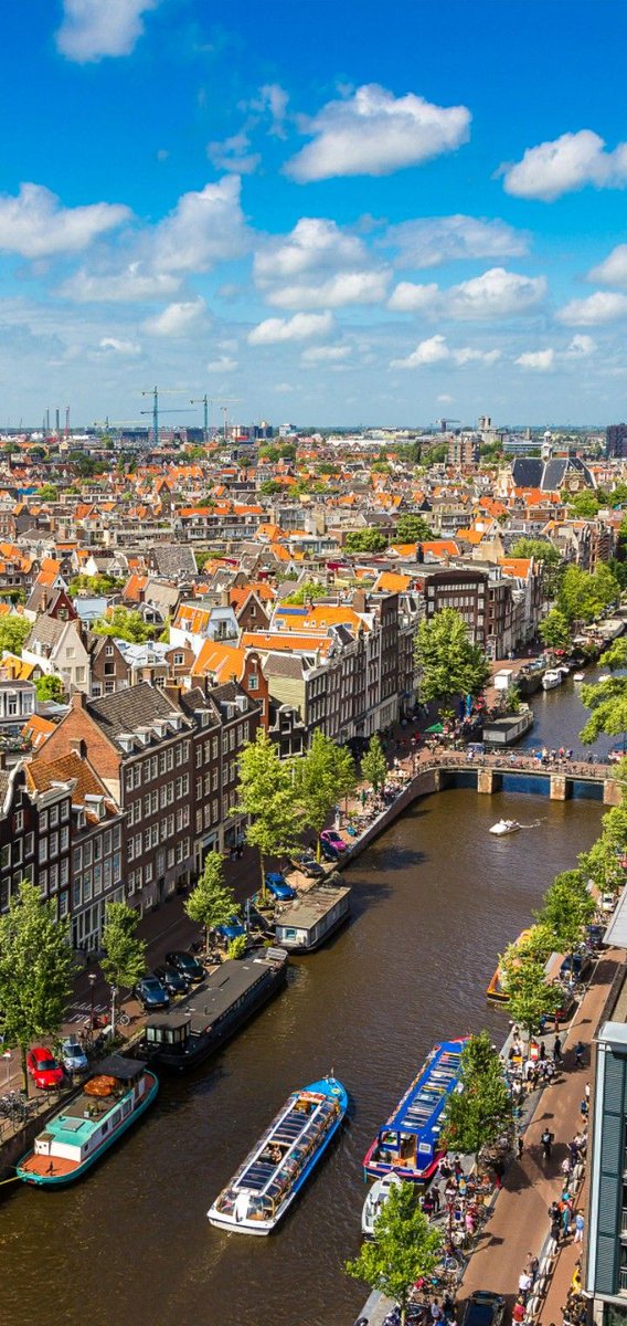 BLACK555756's tweet photo. Guess the city without cheating !!!! https://t.co/KD4OzULG3m