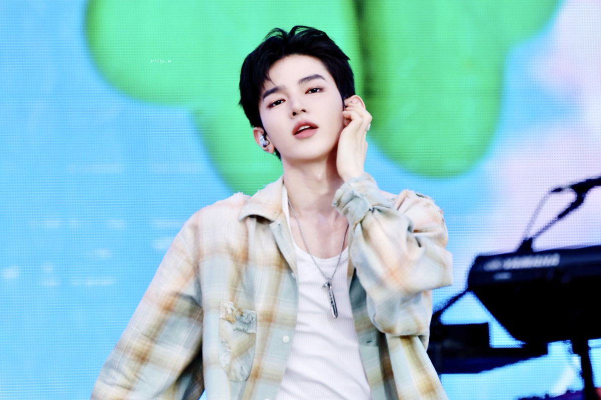IAMFINE_19's tweet photo. 26.06.07 wvs con

#ZHANGHAO #장하오 #ジャンハオ #章昊
#AND2BLE            #앤더블 https://t.co/tgFlpLsMbQ