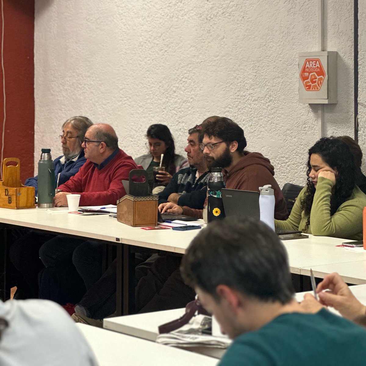 Socialistas90's tweet photo. 💬 Sesiona el Comité Central. https://t.co/S9v5rMZWqO