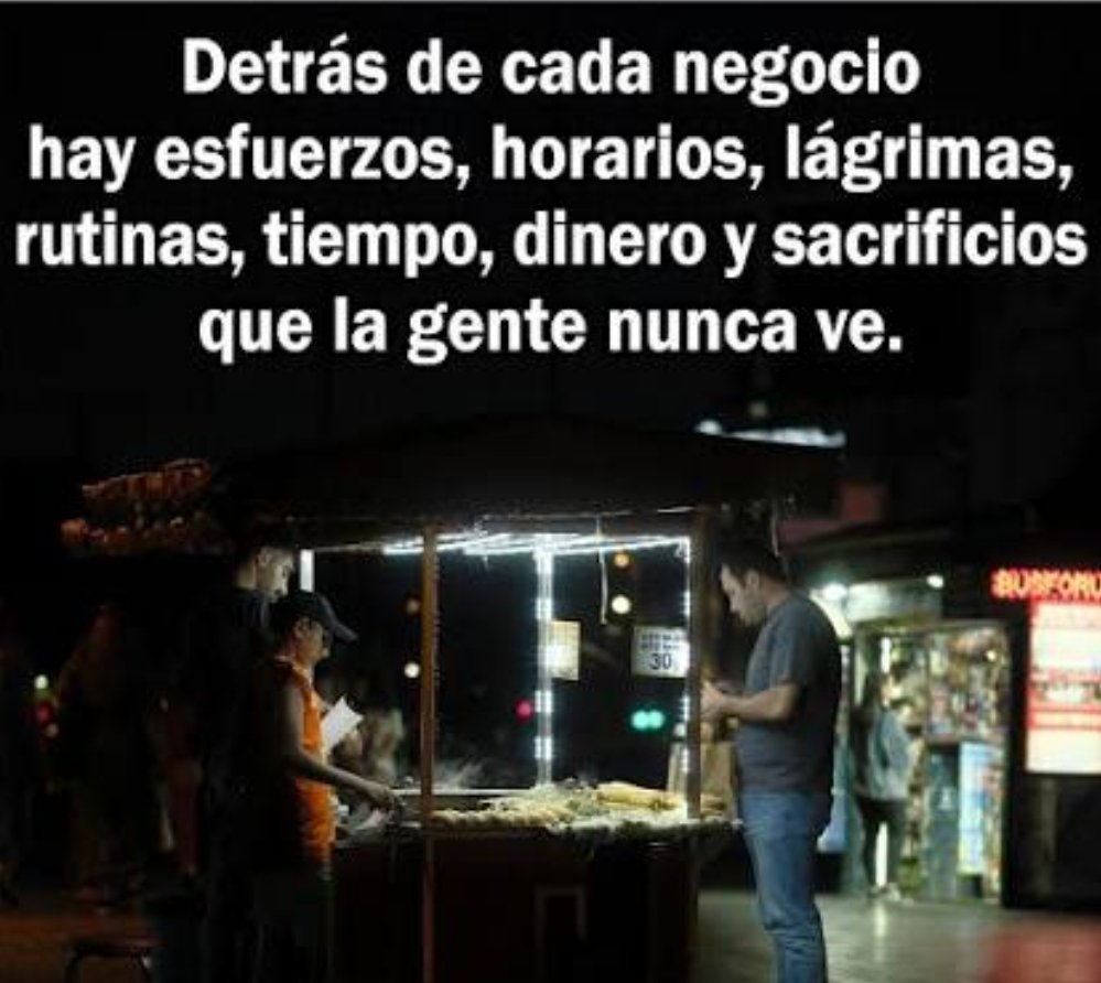 ClauSorucopress's tweet photo. Sólo la gente que produce y emprende sabe el sufrimiento por el que estamos pasando 38 días en La Paz. Qué van a saber de éso diputados y senadores que sólo viven del Estado años de años. Qué van a entender que miles de empresarios y negocios están en agonía y se irán de aquí https://t.co/PuL39Ejy3A