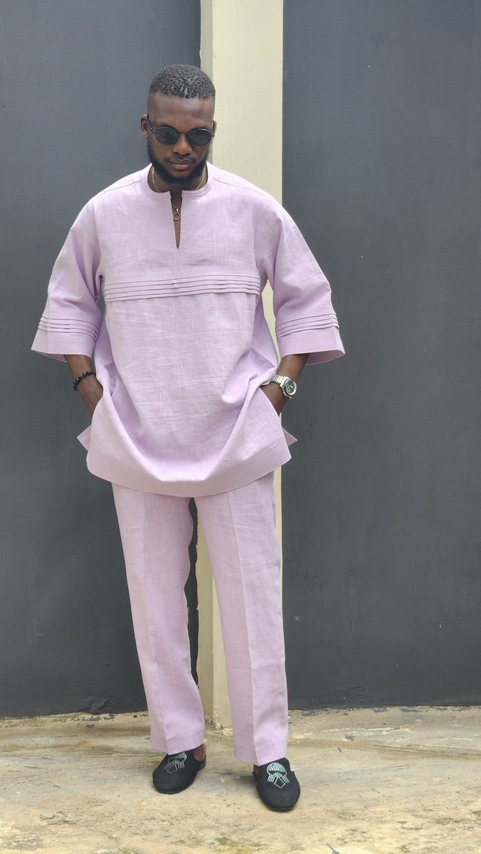 The77thWave's tweet photo. If money touch my skin e go soft😁

Outfit; @The77thWave 
Send a DM to cop 1 or 20 https://t.co/5QK6zVMAL5