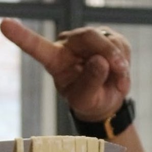 ethanpageshands's tweet photo. love his large hands so much 

@OfficialEGO #ethanpage #WWERAW https://t.co/VmU9EamW6u