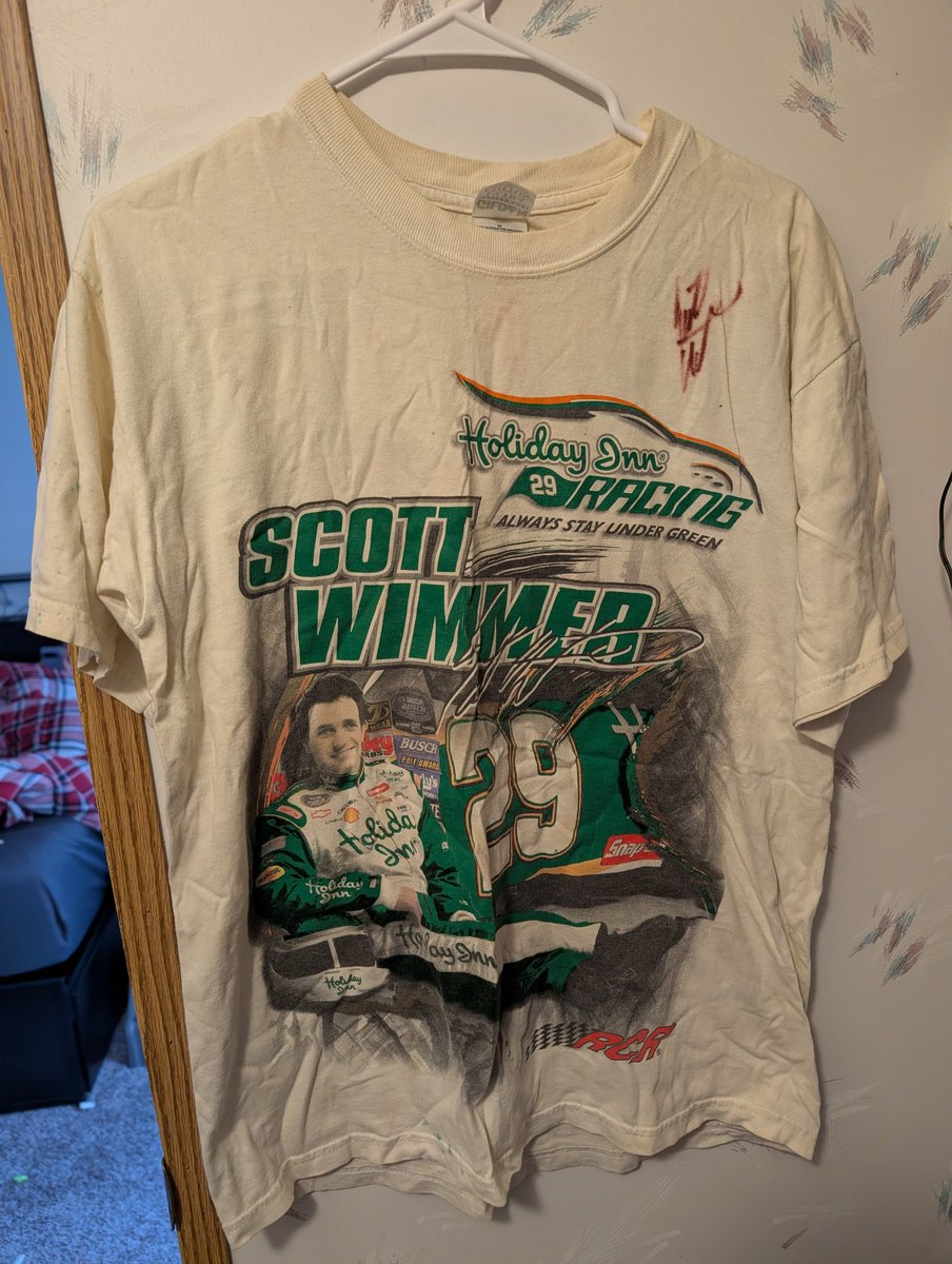 wimmer33fan's tweet photo. I am requesting assistance finding this shirt in a large/xl. I bought it new in 2007 off the merch hauler and have never seen another one pop up. https://t.co/0mzkIaPumZ