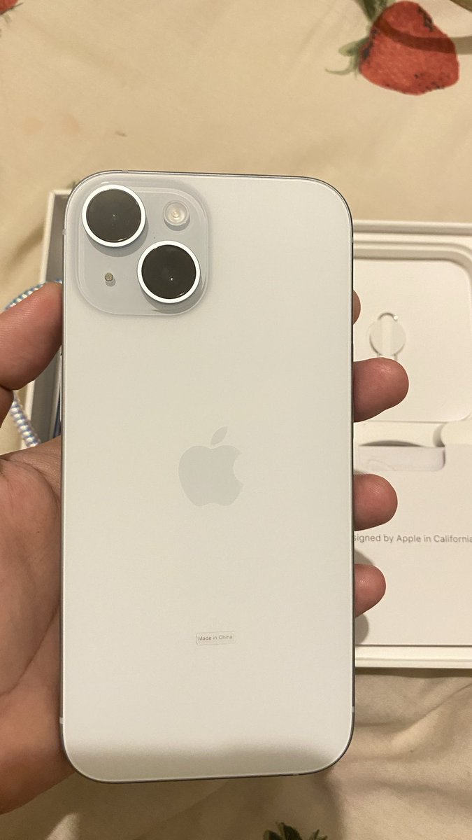 kainaavy's tweet photo. WTS ip iphone 15 256 blue 15jt (negotiable)
ex erafone, battery health bh 100%
true tone aktif, kondisi bagus, pemakaian baru 2 bulan, garansi aktif,
free fast charger anker ori 30w + cable protector, free case 3
bisa COD jabodetabek
*yg retak cuma tg, free tg baru saat deal https://t.co/WDbrNNKzvY
