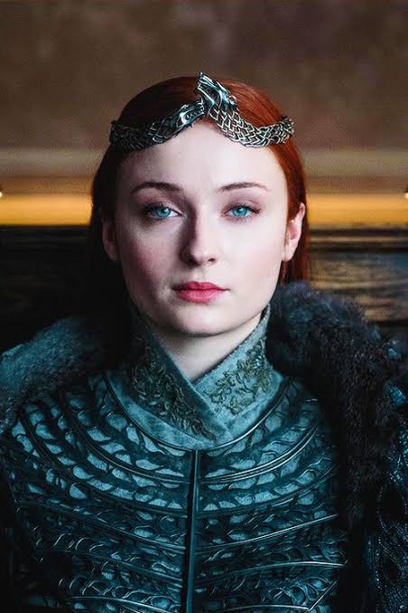 Peach_chinny's tweet photo. Arya Stark.                And.    Sansa Stark

Between these two Stark, who deserve to be the Queen in the north?

Me: Arya Stark deserves the Queen in the north. She is fearless, strong, and bold. Suffered endlessly to get justice for the house of Stark. Arya is nothing like her naive elder sister Sansa Stark, who practically brought doom to the house of Stark.