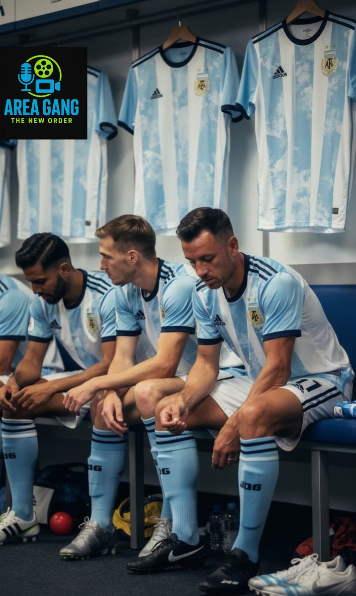 AreaGang_'s tweet photo. Multiple Nations are considering having their substitutes watch matches from inside the dressing room due to the extreme heat during the World Cup in the USA.

If they are set to come on, the assistant manager would go back to the dressing room &amp; get players to start warming up. https://t.co/WQ3EuSRAHs