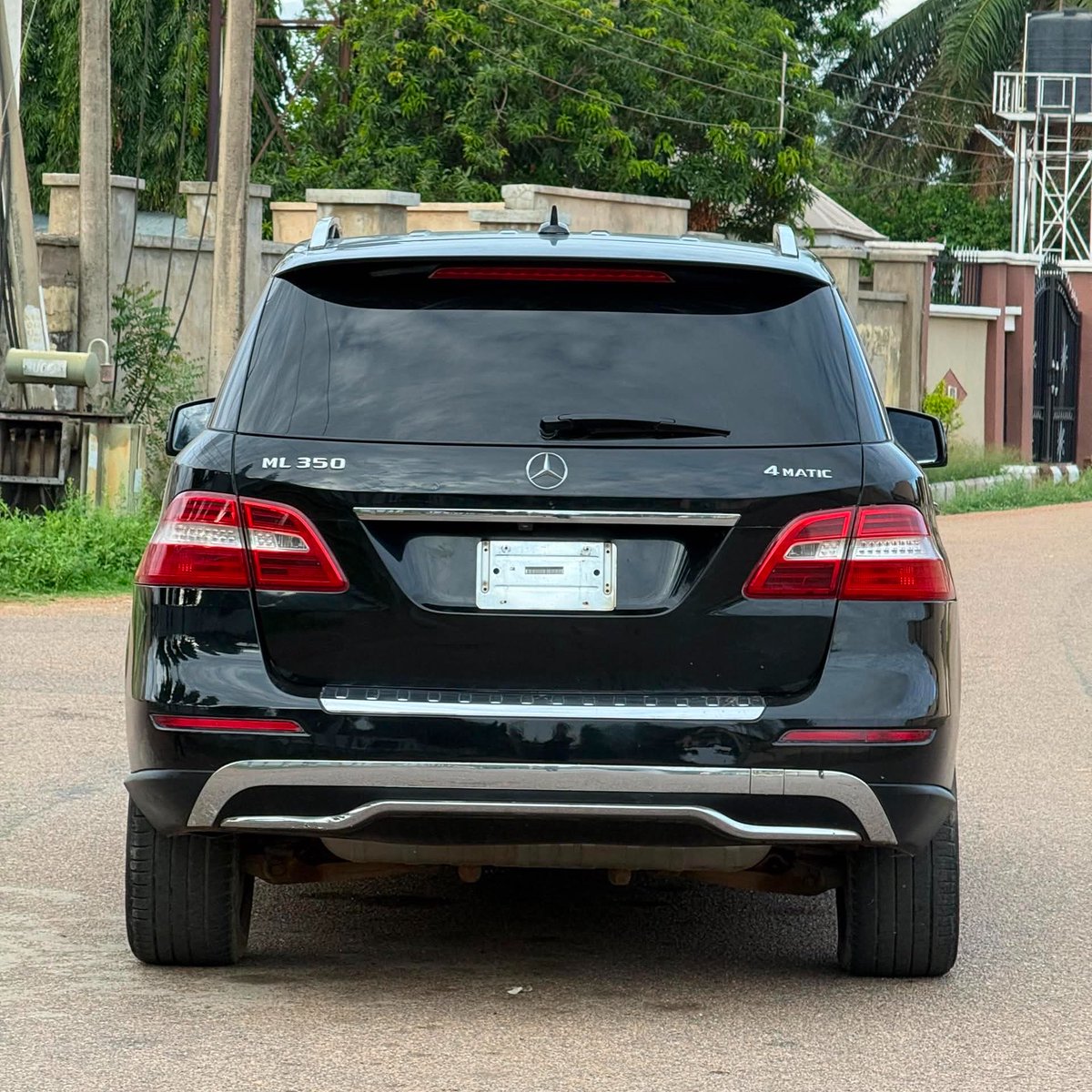 ABMOTORS_NG's tweet photo. VERY CLEAN NIG USED MERCEDES ML 350 2012 MODEL 
PRICE 14.5M
LOCATION KADUNA

📞07068404450 https://t.co/Ti4h2EzteQ