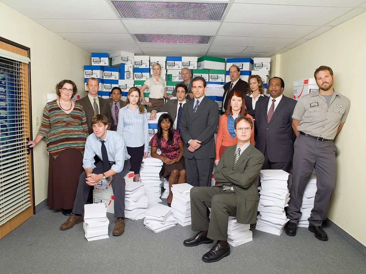 DunderMifflinAS's tweet photo. Never forget the people who helped you get through 2020 https://t.co/b6x8fUKPDd