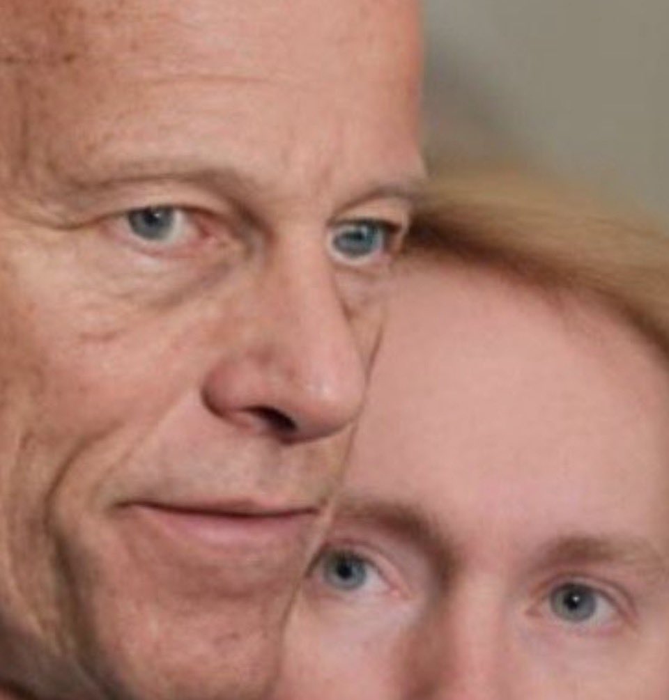 ljquinn's tweet photo. @SenatorLankford @SenateGOP You lost all respect when you tried to give amnesty to illegals under your “bi-partisan” surrender. You also worship a false God in your devotion to @LeaderJohnThune. We see you, Mr. Lankford and we don’t like what we see. https://t.co/696ytKysp1