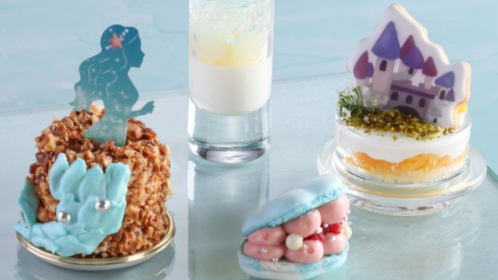 fashionpressnet's tweet photo. 「人魚姫」アフタヌーンティーがシェラトン都ホテル大阪で、お城ケーキ＆貝殻マカロンで幻想的な海の世界を表現 - https://t.co/v5CDvmfhRZ https://t.co/h1QF1c0MOO