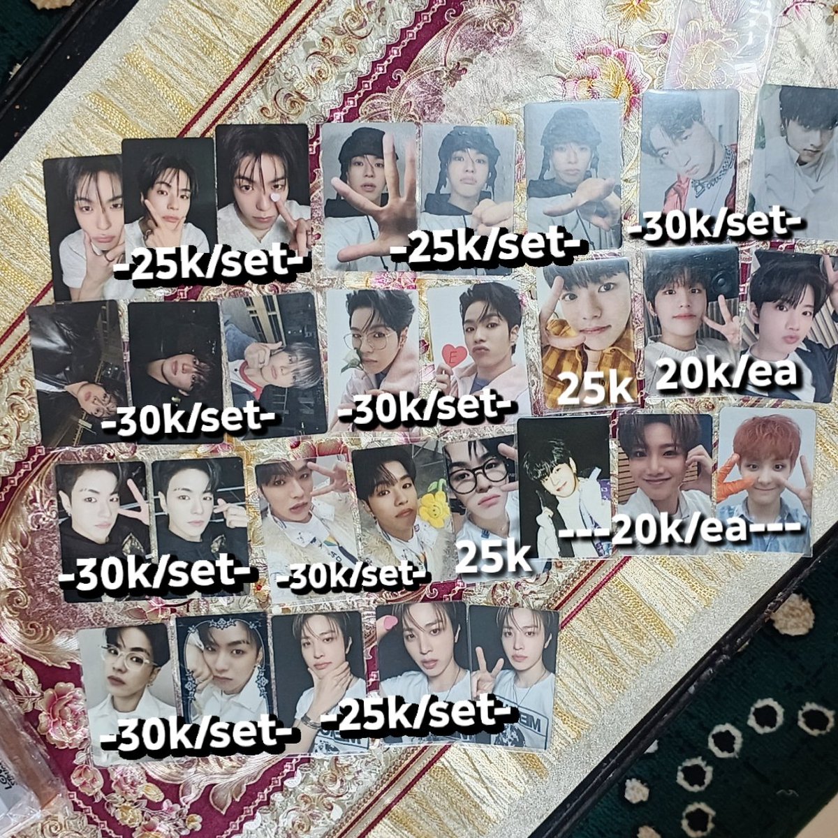 ︎︎︎ ︎︎︎ tweet media