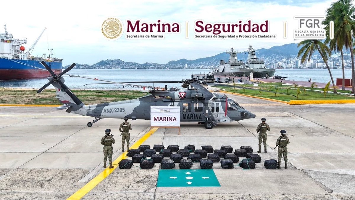 GabSeguridadMX's tweet photo. Como parte de las acciones de vigilancia marítima, personal de @SEMAR_mx aseguró aproximadamente 1.3 toneladas de cocaína frente a las costas de Guerrero.

Con este aseguramiento se evitó que cerca de 2.6 millones de dosis llegaran a las calles. En la presente administración se han asegurado más de 71 toneladas de cocaína en operaciones marítimas, debilitando las capacidades operativas y financieras de los grupos delictivos.