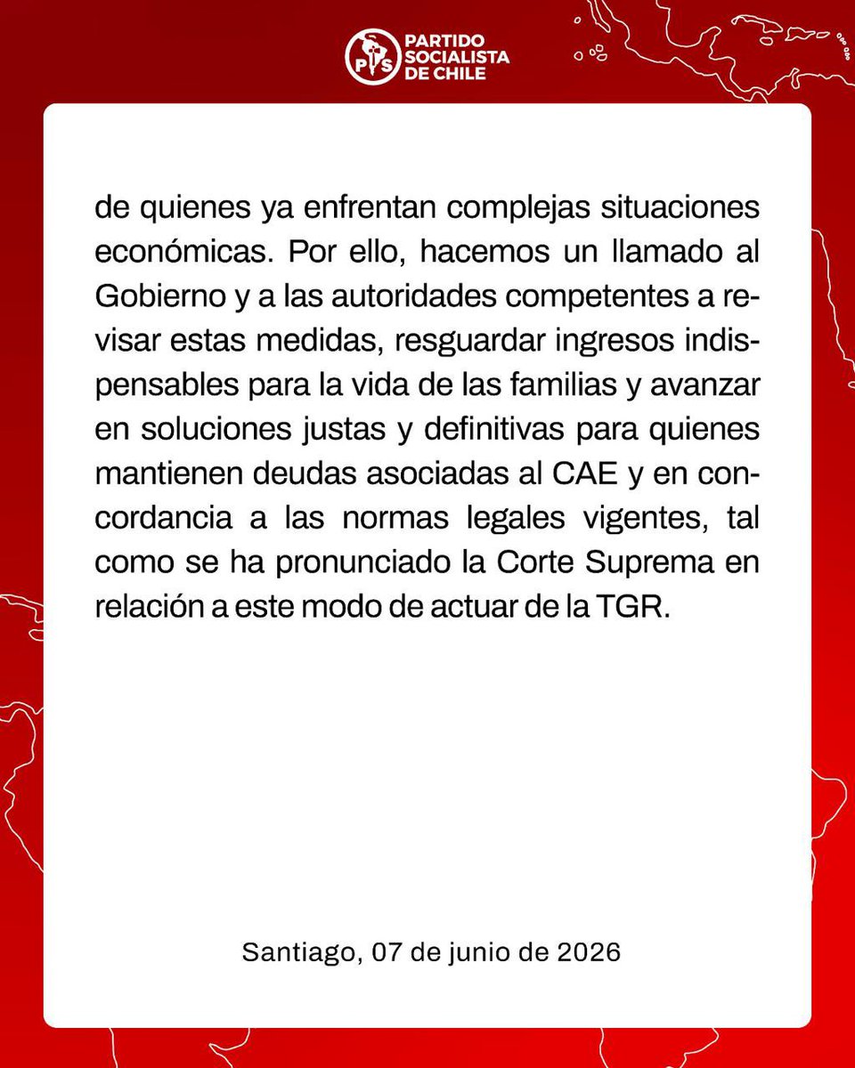 PSChile's tweet photo. El Partido Socialista de Chile manifiesta su preocupación por las medidas de cobro aplicadas a deudores del CAE que afectan ingresos esenciales de trabajadores y trabajadoras. El Estado debe actuar con justicia, proporcionalidad y respeto por la dignidad de las personas. https://t.co/IiPMtD1HZb
