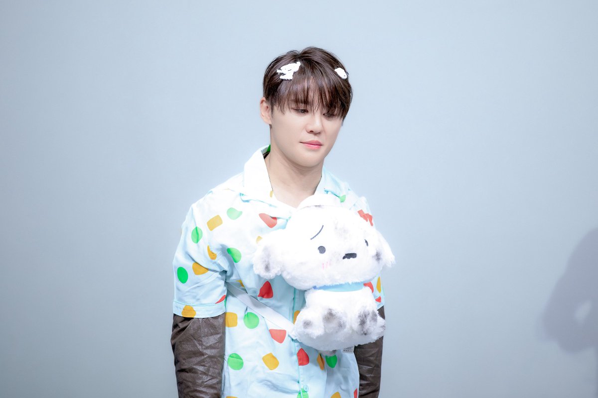 xiaclassic's tweet photo. 260607 “이게 뭔데?” #XIA #김준수 https://t.co/GNqcR6Cw7L