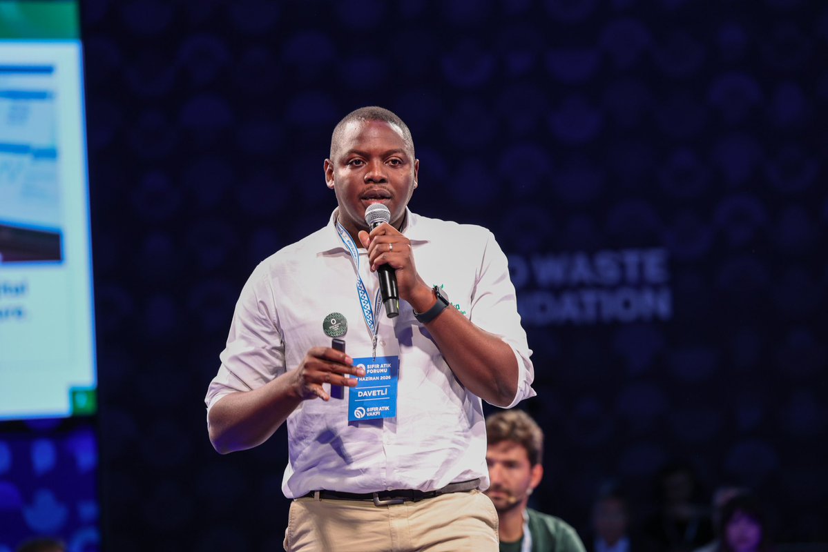 zerowasteforum's tweet photo. “Demo Day Startups” session highlighted how innovative startups are driving practical zero waste and circular economy solutions, showcasing scalable ideas across waste reduction, resource efficiency, and sustainable production systems.

Bringing together a diverse group of speakers and entrepreneurs, the session emphasized the role of innovation, collaboration, and technology in accelerating the transition toward more sustainable and resource efficient economies.
Moderator
Juan Ramón Candia (University of Leeds)

Judges
Ahmed A. Alsharif (Averroes Ventures), Oriol Segarra Pol (Bumerang), Kiara Sweeney (YEH)

Speakers
Antoinette Oni (Agreka Build), Ayşe Yılmaz (OTTAN), Adrian Tung (Circlepac), Akshay Gunteti (Green Worms), Mohamed Tarek (P-Vita), Ana Maria Villegas (Xiclo), Cristián Emhart G. (Food For The Future), Muyunda Kaonga (Ebusaka), Andrés Barbieri (Sufi), Eşref Hilmi Açık (Oleago)

#zerowasteforum
