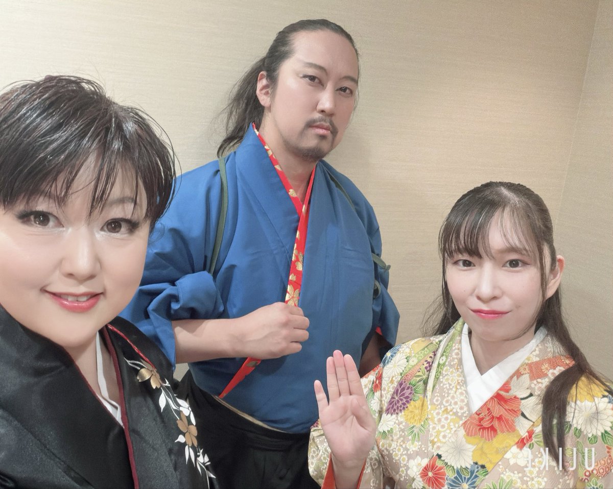 Nyaaaaa10ve's tweet photo. 都内の介護施設様でパフォーマンスさせて頂きました✨
今月のお着物はこちらっ!!

演舞中も拍手や応援の声をいただきとても嬉しかったです😊
楽しんでいただけたようで🥰

 #出張パフォーマンス  #殺陣  #日舞 https://t.co/s54Ivvlw7A