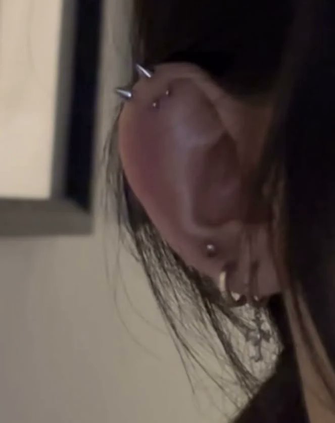 br4tzzn's tweet photo. how pinterest sees me
piercing
sketch
accessory
thing https://t.co/nAtx0vuOL7