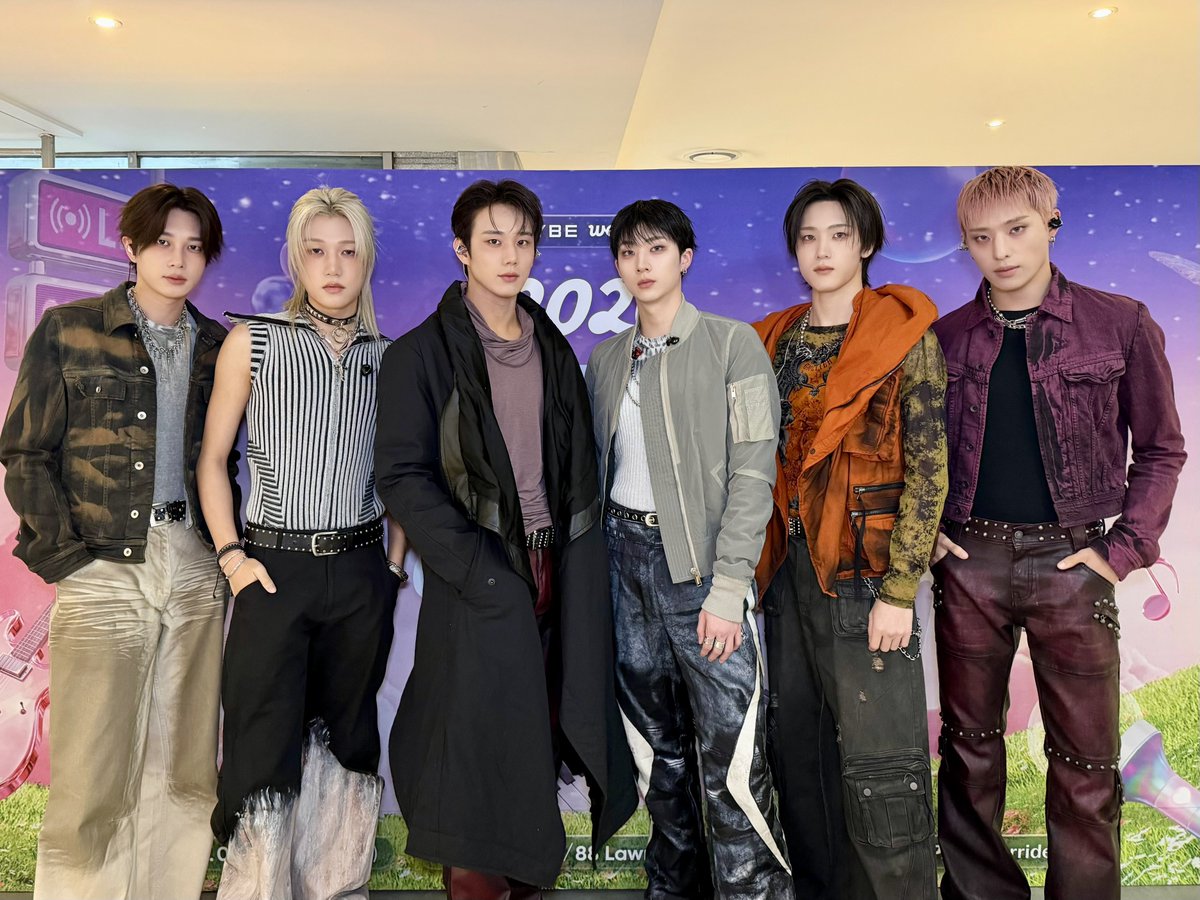 P1H_official's tweet photo. [📸] 2026 Weverse Con Festival

#P1Harmony #피원하모니 #P1H https://t.co/YLVfxpQEZL
