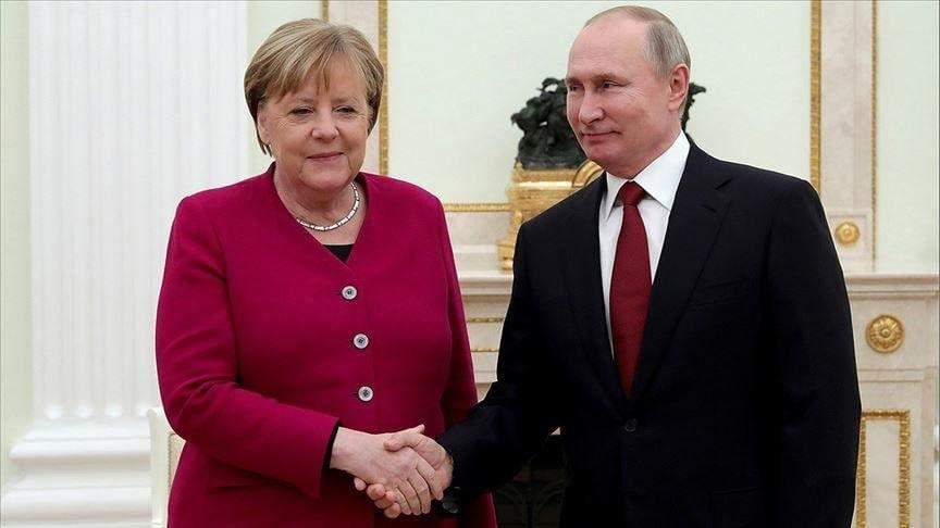 Heroiam_Slava's tweet photo. We don't need Angela Merkel, nor Putin in negotiations. https://t.co/ij9ij3qk9M