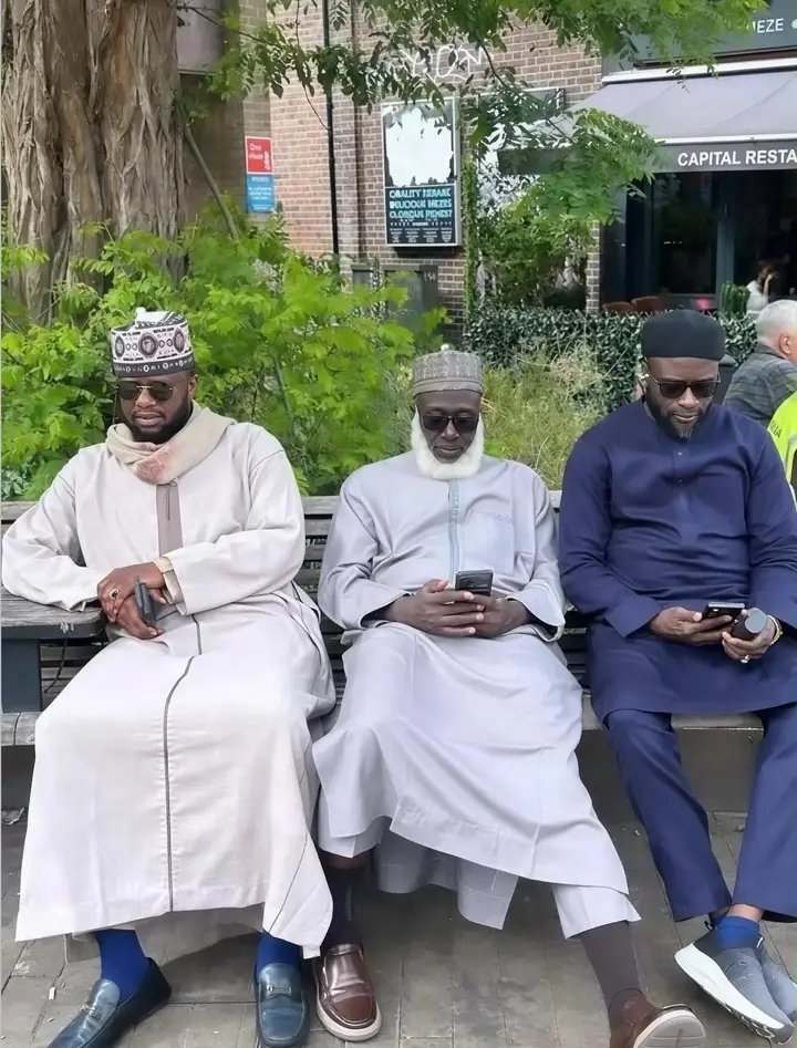 Real_Lawancy1's tweet photo. Fuskokin Alheri, an kammala aikin hajji an tafi wani aikin ƙasar UK 🇬🇧.. ❤️❤️❤️

Prof. Mansur Isah Yalwa
Sheikh Ahmad Tijjani Y. Guruntum
Dr. Jamil Muhd Sadis..
#𝙟𝙞𝙗𝙬𝙞𝙨𝙣𝙖𝙩𝙞𝙤𝙖𝙣𝙡𝙝𝙦𝙟𝙤𝙨 #JibwisLagos #JIBWIS #kebbienterpreneurs 
#uzmançavuşlar #LeónXIV https://t.co/CLZMf7GtaW