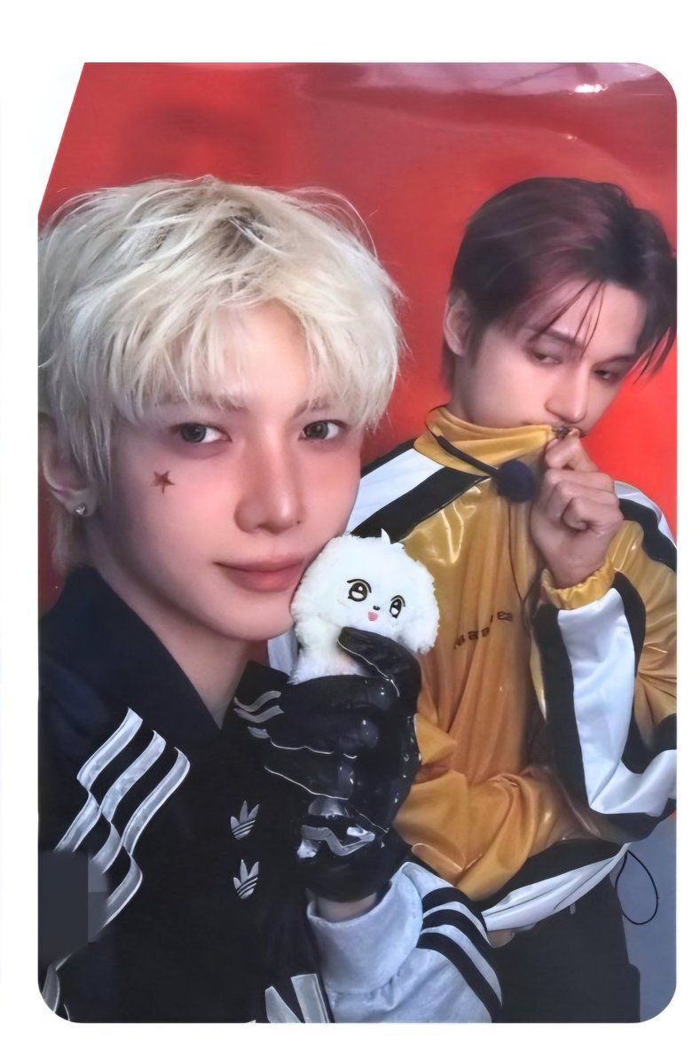 ___yu_chan___'s tweet photo. ATEEZ ANITEEZ IN COLOR  トレカ交換 ポップアップ 

【譲】画像①
5,000特典 ホンジュン ジョンホ
10,000特典 ホンジュン

【求】画像②入場特典ヨウズ

郵送交換希望
異種交換となりますが当方2:1の交換も可能ですのでお気軽にお声がけください🙇‍♀️
#ateez交換 https://t.co/uCt09Ai3Ad