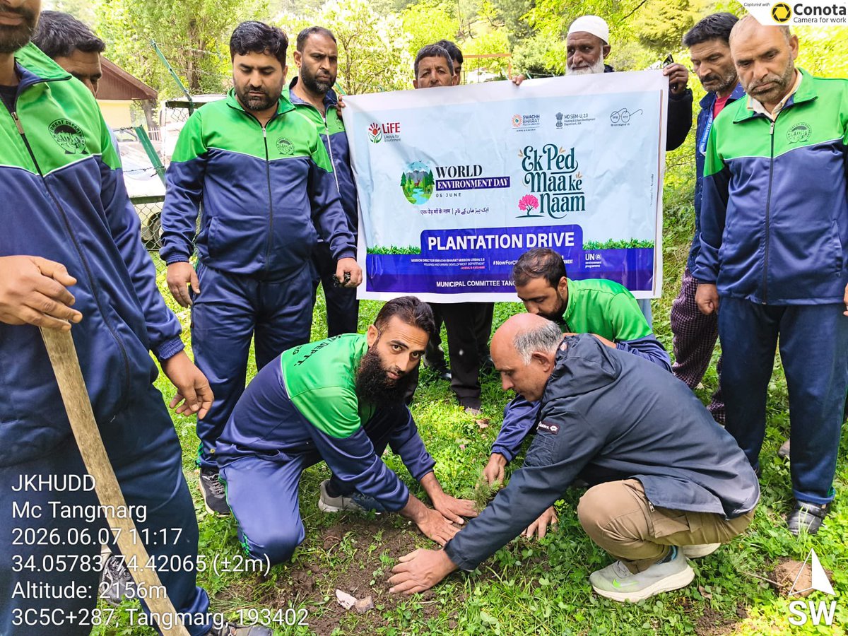 mcgulmarg's tweet photo. Municipal Committee Tangmarg Gulmarg organized a plantation drive under the nationwide campaign “Ek Ped Maa Ke Naam” to promote environmental conservation and encourage citizens to plant trees #wed2026 #swachhbharat @SwachhBharatGov @moefcc @DCBaramulla @DULBKASHMIR https://t.co/o14s6oZlNi