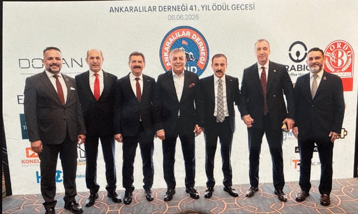 MUSIADAnkara's tweet photo. Ankaralılar Derneği (AHİD) 41. Yıl Ödül gecesi programına Başkan Yardımcımız Ömer Bulut ve Yönetim Kurulu Üyemiz Mehmet Akif Çelik katılım sağladılar. https://t.co/AZWVgABAiv