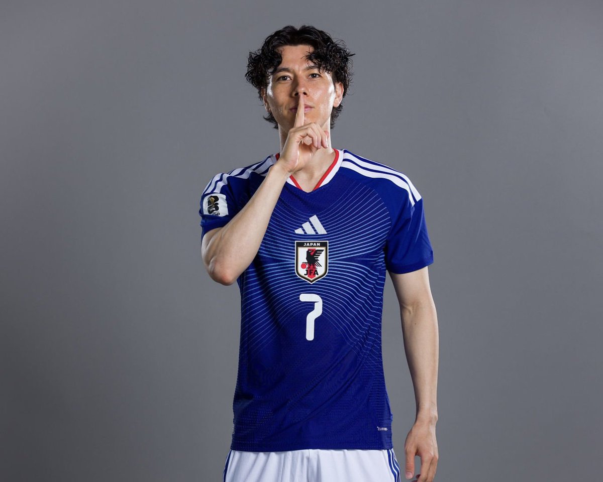 japanftbinfo's tweet photo. 田中碧と伊東純也が「三笘ポーズ」🔥🇯🇵 https://t.co/wo2zYN9yVE