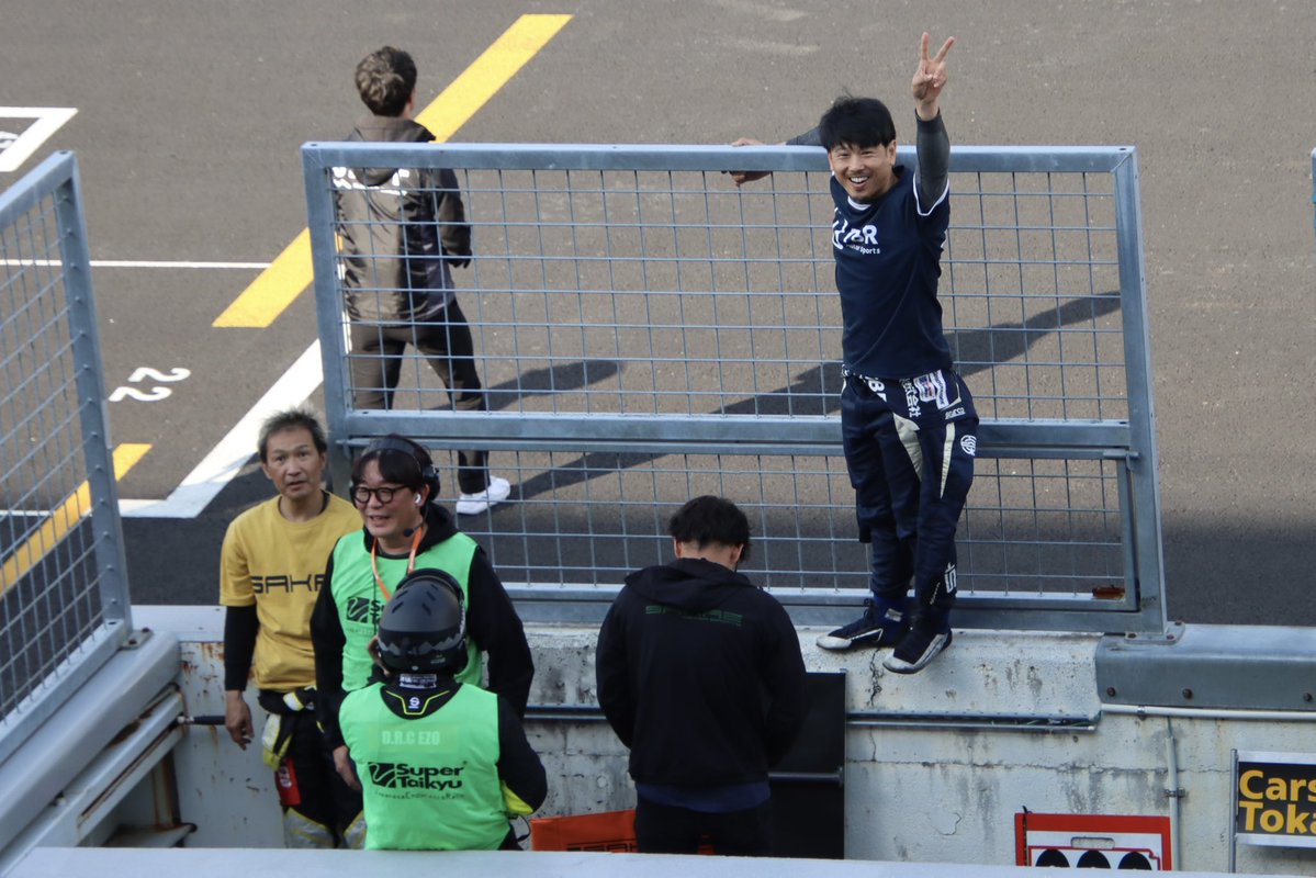 _na0mi_'s tweet photo. @BrunaRacing 公団ちゃんこんなにもたくさんの傷跡が…❤️‍🩹
面野さんきっと喜んでくれてますね✨
涙がとまりませんでした。
おめでとうございます！！ https://t.co/3au1uQmirh