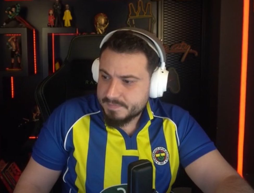 bgyetherr's tweet photo. Ataberk Doğan: “Ben Aziz Yıldırım’ı destekliyordum ama Aykut Kocaman olduğu hiçbir yerde yokum.” https://t.co/fRxIzekMZy
