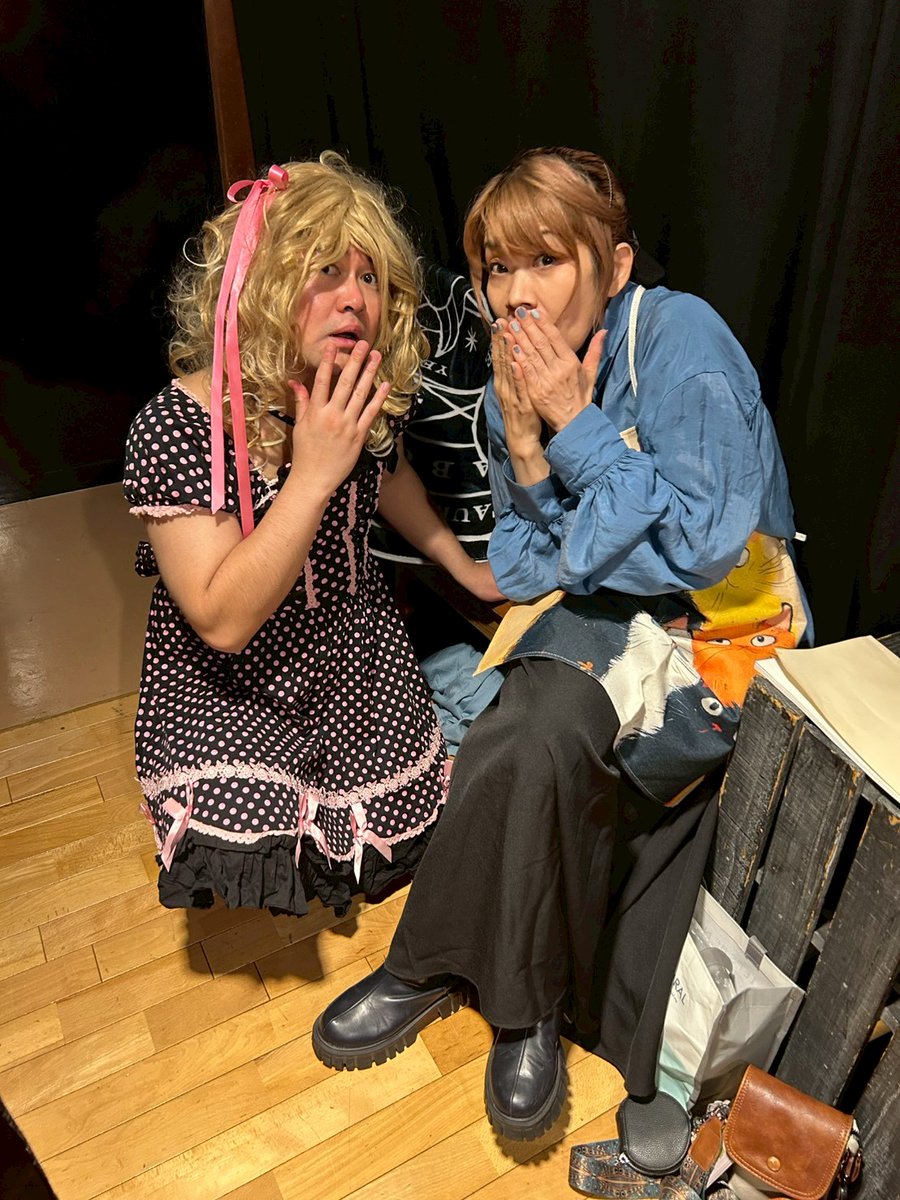 rioriojyaneiro's tweet photo. 雨が強くて外に出られず
雨宿り中なので
残りの写真あげまーす
本日  #幽霊選び に来てくださったみなさま
無事��帰れましたでしょうか
遠方の方はお気を付けくださいね👻
 #ふぉーすてーじ 付けてのご感想もありがとうございます！
金切声の乙女感想一色になるかと思ったけど
皆さん優しい……(笑) https://t.co/rKjgIYH2Hb