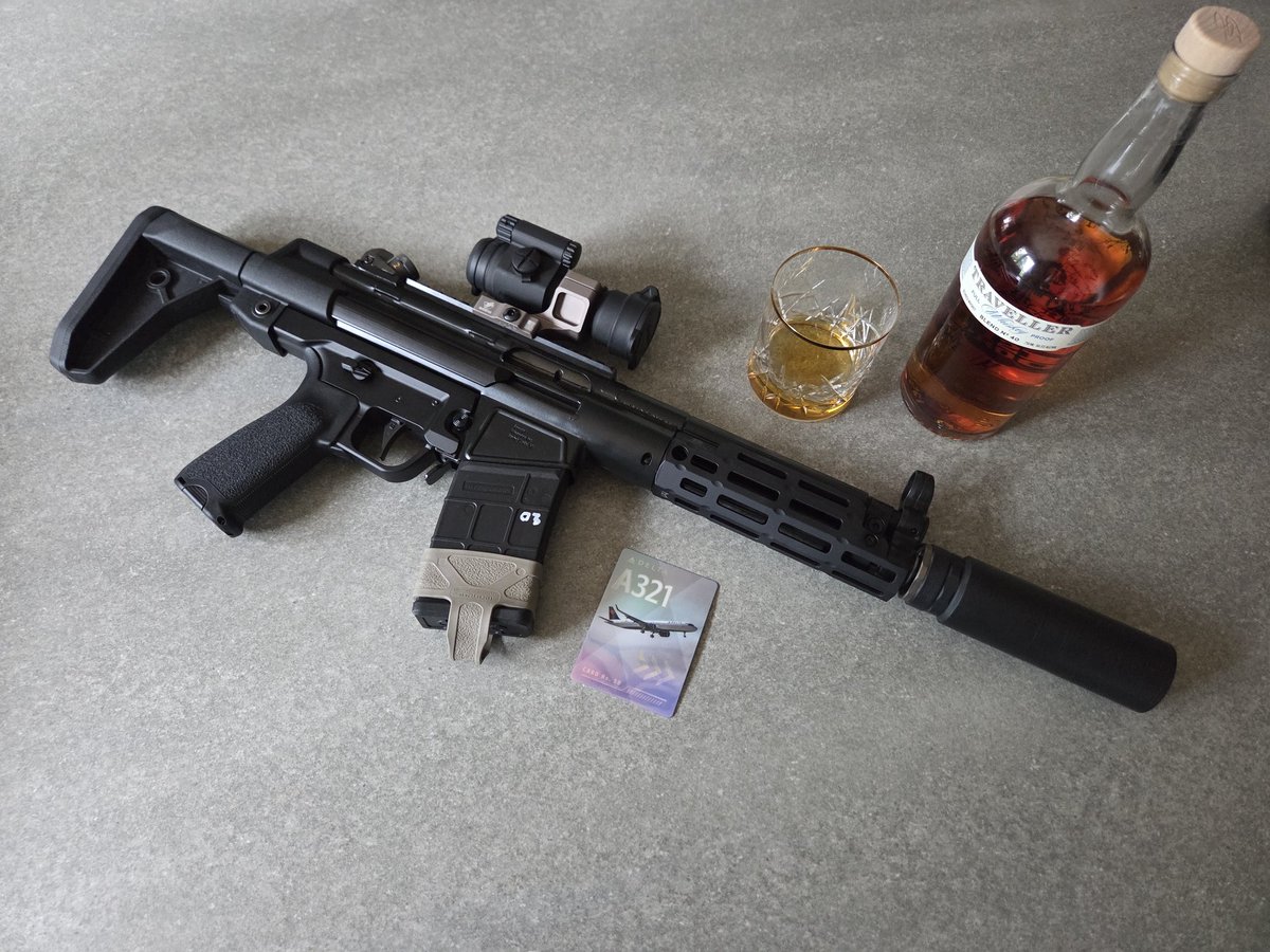 Archi_2115's tweet photo. HK53 in 300BLK ft. @jerrycurld A321 trading card https://t.co/mXyAf4zFfI