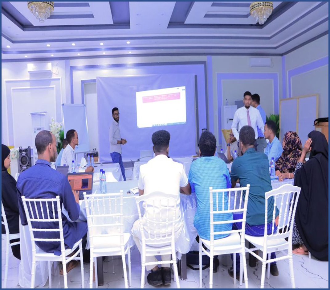 FCASomalia's tweet photo. 🏛️ District leaders in Bahdo, Abudwak &amp; Galkacyo strengthened their capacity in planning, accountability, and citizen engagement to support responsive local governance and improved service delivery.

Thanks to @stability_fund for making this possible.

#Right2Peace https://t.co/HNj0G8CP6y