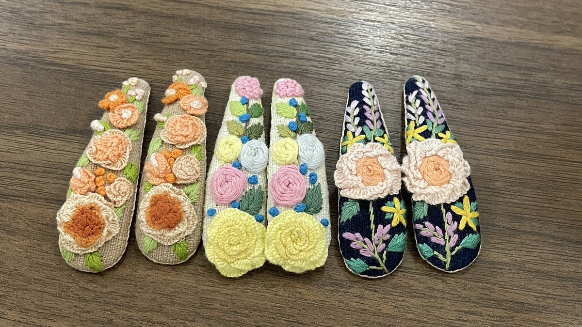 Kaunotar1's tweet photo. มางานคราฟท์ ได้ของติดมือ ตะมุตะมิกลับบ้าน ส่วนที่มาเลือกผ้าสั่งตัดจะตามไปทีหลัง 🤩🤩 คนเดินงานแน่นมาก  คนจีนมาไลฟ์ขายของเยอะมาก  และถ้วยชงมัทฉะสวยๆงานแปั้นมือ ก็เยอะ 😬 https://t.co/wBeBV7AkvS