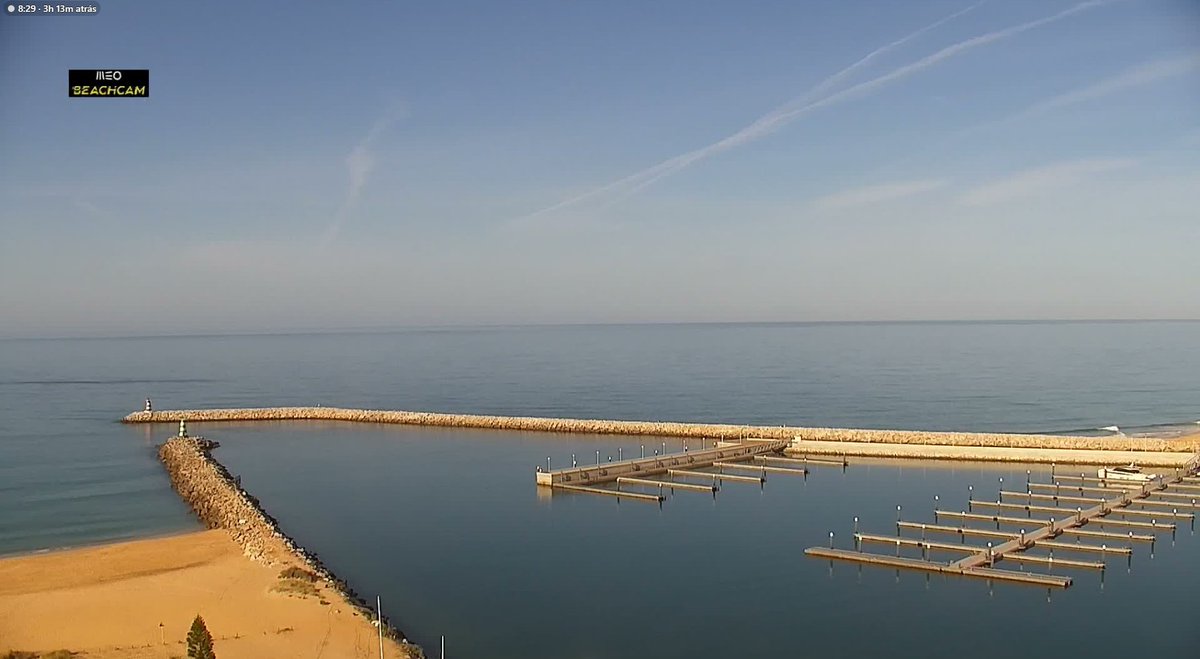 75Alcaide's tweet photo. 07/06/2026 11:53: #Vilamoura. Those lines in sky and the after.
08h29 and 09h19: The sky over Vilamoura Marina;
11h50: Vilamoura Beach. The colors of chemicals in the sky.
#Portugal #Algarve #FieldLab #LivingLab #EMF #SAI #SRM #Biosensing #WBAN #IoBNT #PNT #QKD
#Poison in the Sky.