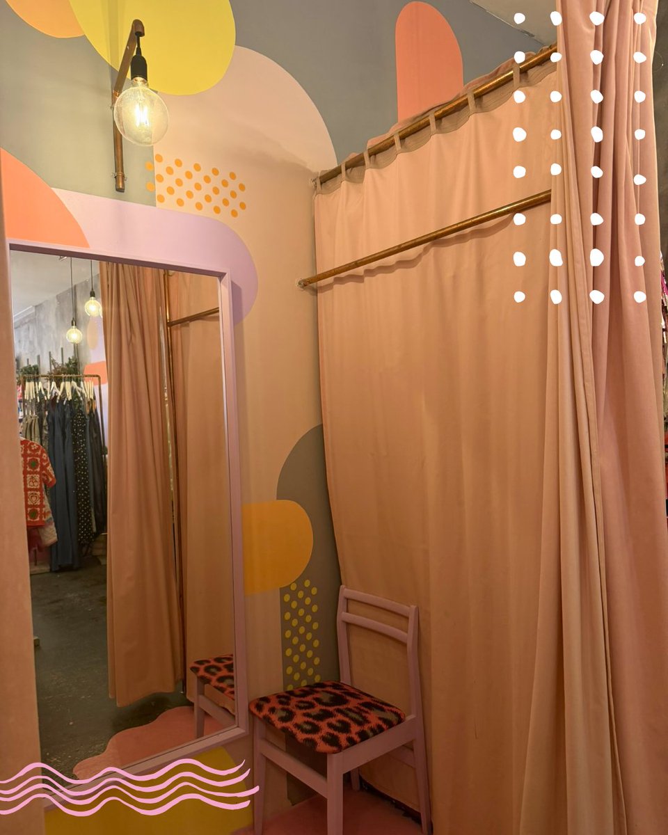 FruitMarketHull's tweet photo. Looking for summer outfits? 🌸☀️ Head to 19point4 — so many cute looks for coffee dates ☕ and date nights 💕

Plus, they’ve got dressing rooms so you can try on as much as you like 🙌💖

#FruitMarket #FruitMarketHull https://t.co/Ue7Qq0MLD7