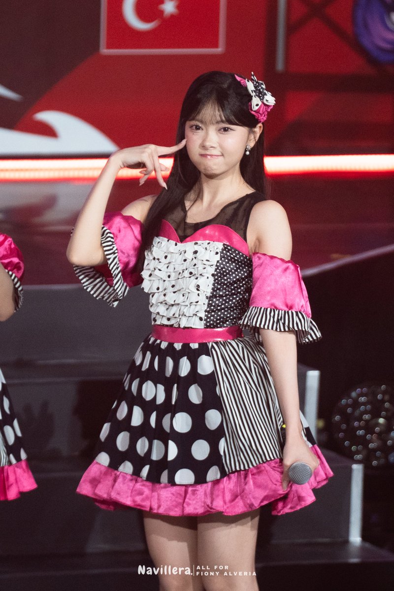 Navillera0402's tweet photo. 070626 "PMGO S1"  

F 🤍 @A_FionyJKT48

#SOLACE #JKT48 #FionyJKT48 #フィオニー https://t.co/3xSYAuIqqZ