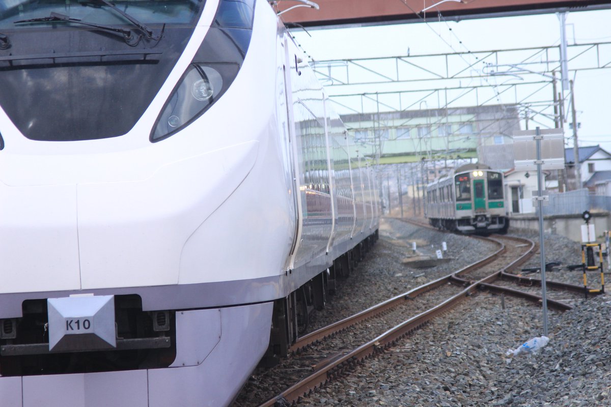657tai's tweet photo. #1日1枚e657系
2026/06/13 土曜日
単線区間の列車交換 https://t.co/qsItApbz7A