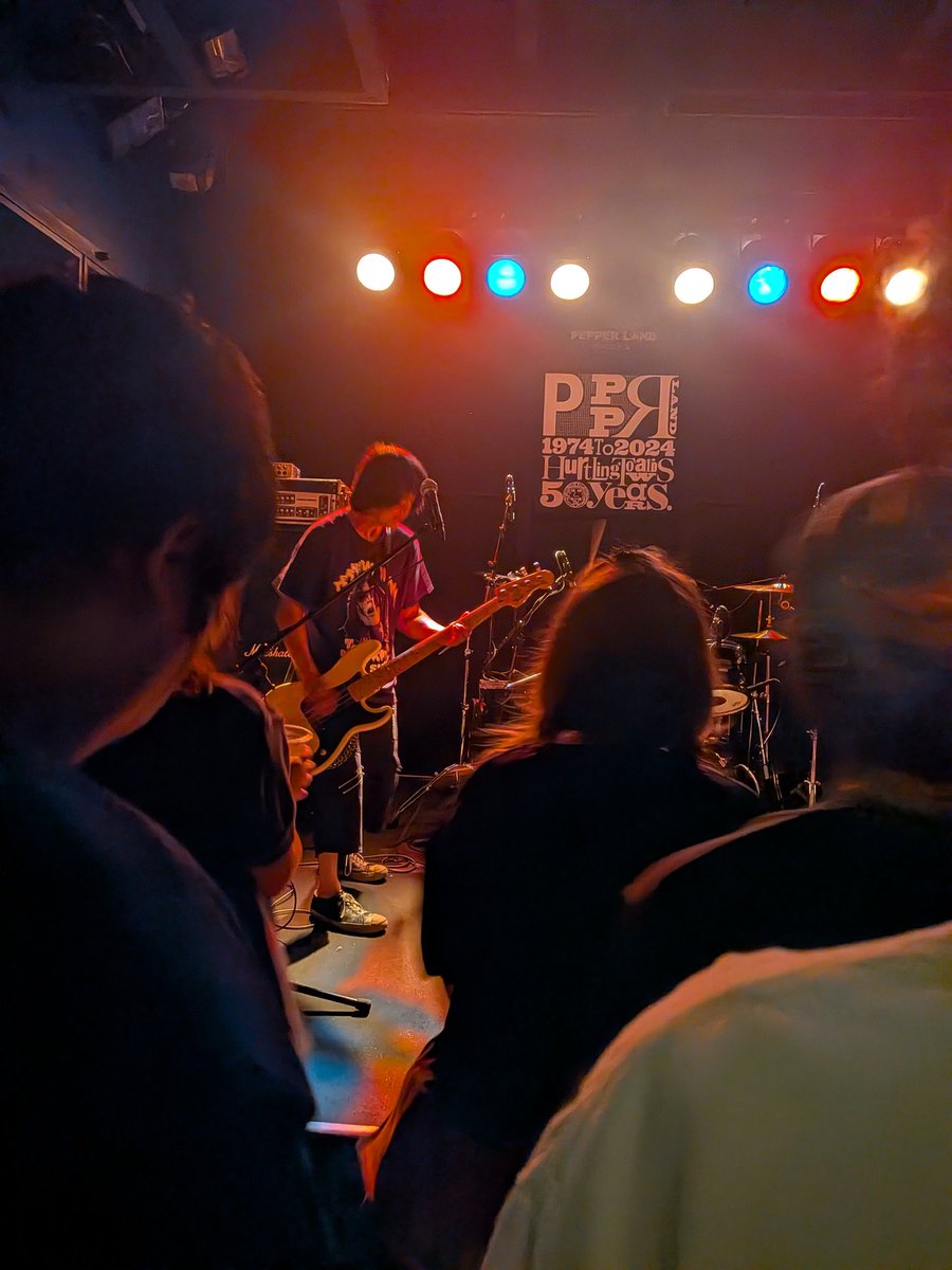 QBwgyztfl0Sr3I9's tweet photo. ROCK DAYS　　土曜日ペパー行ってきた😊ずっとみたかったバンドがやっと見れた😆The 7inch's　かっこよかったー✨️楽しかった😆もしかして推しに出会えた🤔またいこっ(*˘︶˘*).｡.:*一人だから見たいバンドだけ見て帰ろうと思ったけど、楽しかったから、少し見て帰った😚一人でも楽しかったぁ⤴️✨️ https://t.co/tJE3v1sB6W