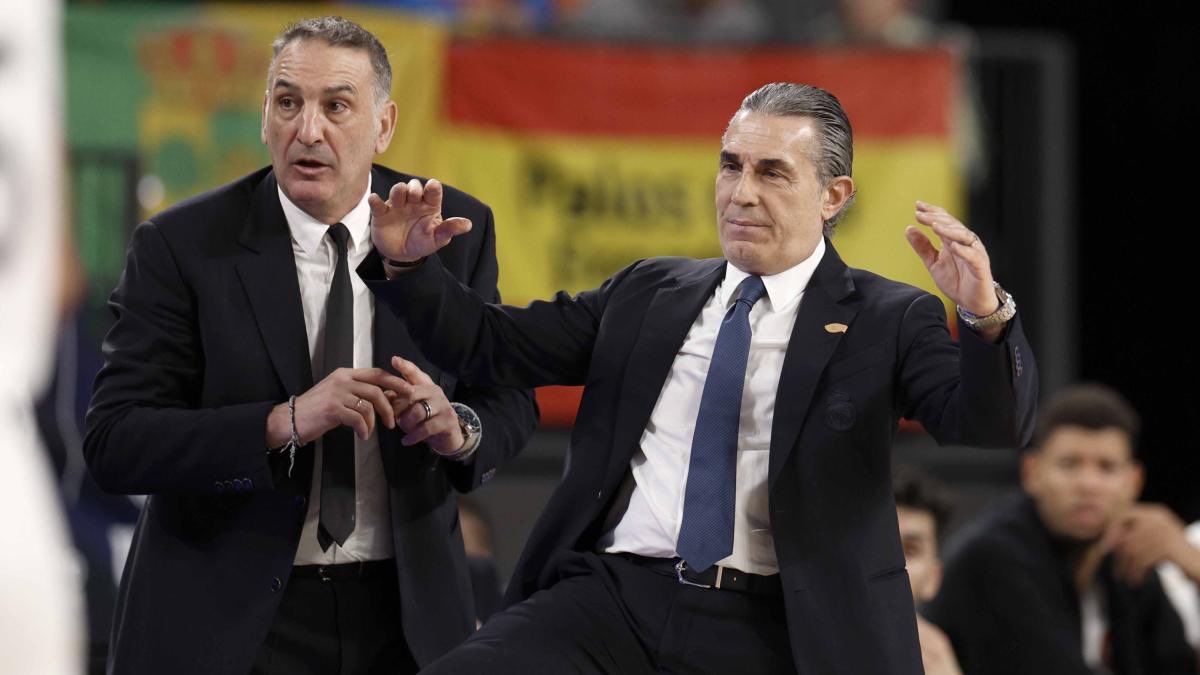 karusito83's tweet photo. Puntos encajados por el Madrid en las derrotas clave del curso

❌ 98 Final Supercopa (Valencia)
❌ 100 Final de Copa del Rey (Baskonia)
❌ 92 Final de Euroliga (Olympiakos)
❌ ❌ 107 + 98 Eliminaciön playoff ACB (Tenerife)

Así es muy difícil. Hablaremos también de jugadores, pero la defensa colectiva ha hecho aguas en amplios tramos del curso y en muchos no aplica el atenuante de las bajas de Edy+Usman