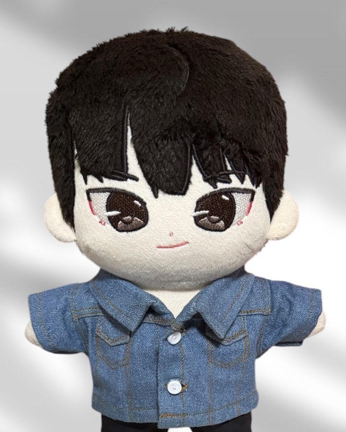 august_friday04's tweet photo. ไม่รู้ละ จะอาทิตย์ตัวจริง หรืออาทิตย์ในร่างซันเดย์ หรือซันเดย์ในร่างอาทิตย์ แต่พี่หยิ่นหล่อมาก ☺️☺️☺️
・・・
#PookDolls 
#yinyin_anw @yinyin_anw Yin Anan
・・・
ขอบคุณชุดน่ารักๆ จาก #babybluereview นะคะ 😉 👕 https://t.co/TEWhEQwwC7