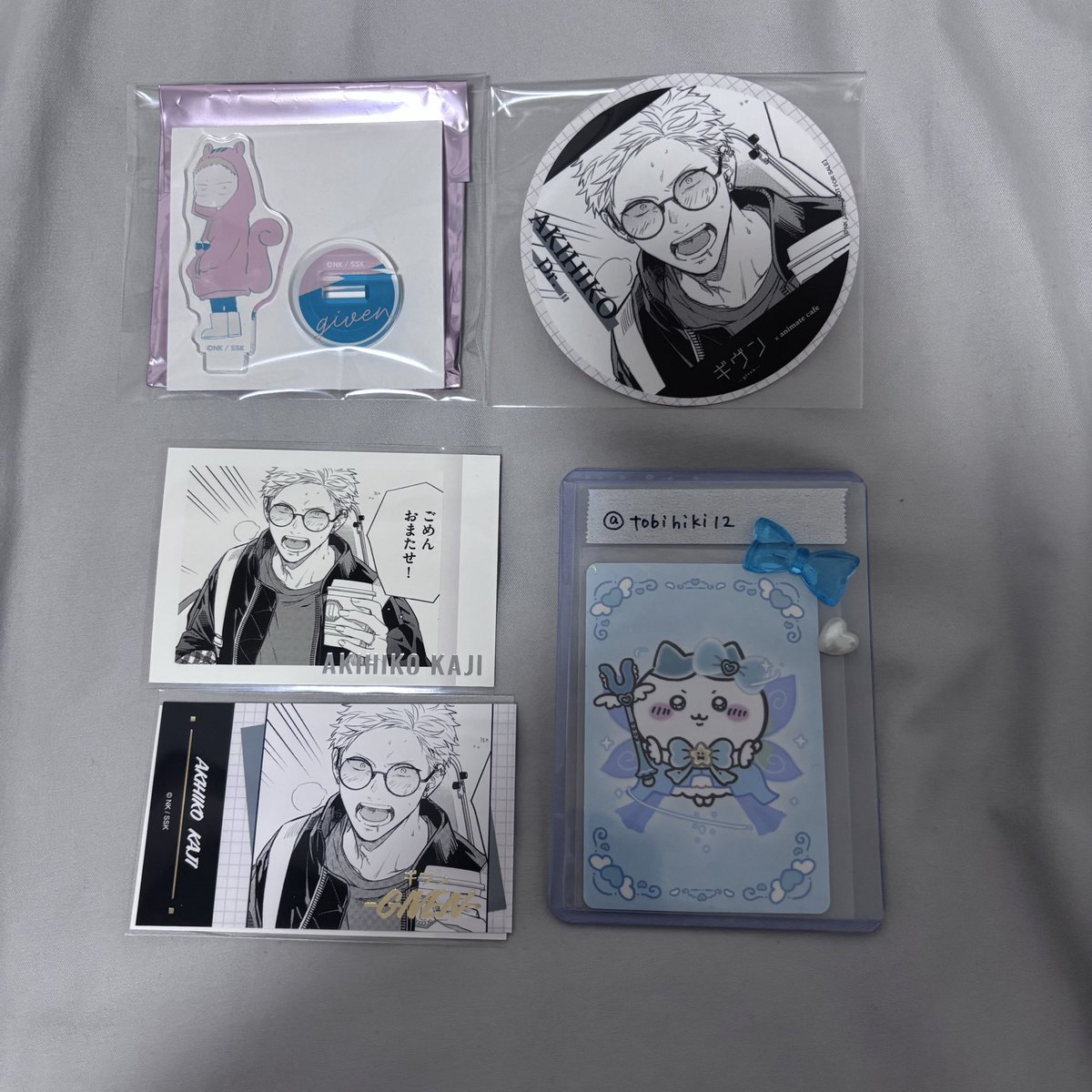 tobihiki12's tweet photo. 交換
ギヴン展　アニカフェ　コースター　ピック　パシャこれ　ミニアクスタ

譲
真冬、秋彦、柊、玄純、由紀

求
同種立夏

同グッズ別絵柄は同様に求めているため交換可能です
郵送もしくは大阪梅田手渡し
検索からもお気軽にお声掛けください https://t.co/Xp2H5JvQUi