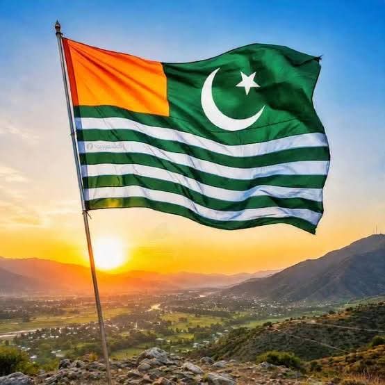 AhmadFarhadReal's tweet photo. ہارے ہوئے لشکر کی صف میں کھڑا نہیں کشمیر
ساری دنیا جھکی ہے لیکن جھکا نہیں کشمیر
احمد فرہاد https://t.co/zosXZDiQRs